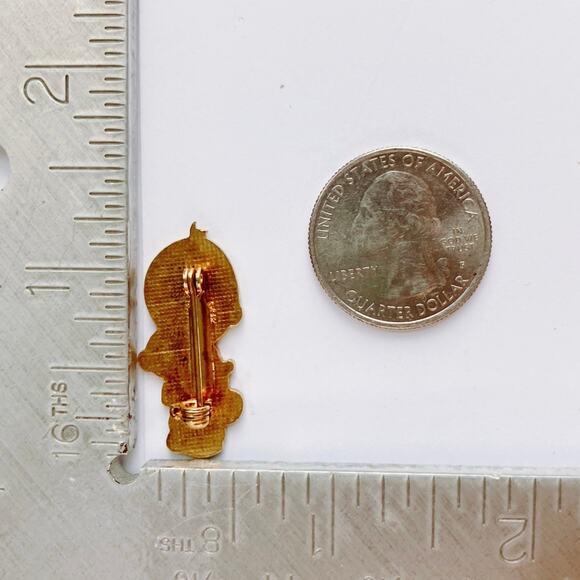 VTG Precious Moments Enamel Lapel Pin 80s Storybook Child Boy Teddy Bear Brooch - Picture 10 of 10